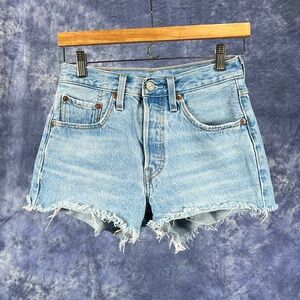 Levi’s 501 Cut Off Shorts